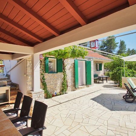 Holiday Home Liberan Vela Luka Esterno foto